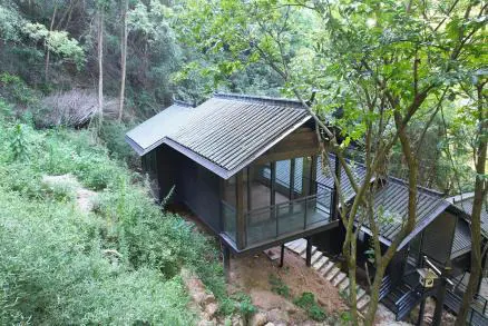 Chongyang Palace cultural tourism guesthouse — view 1